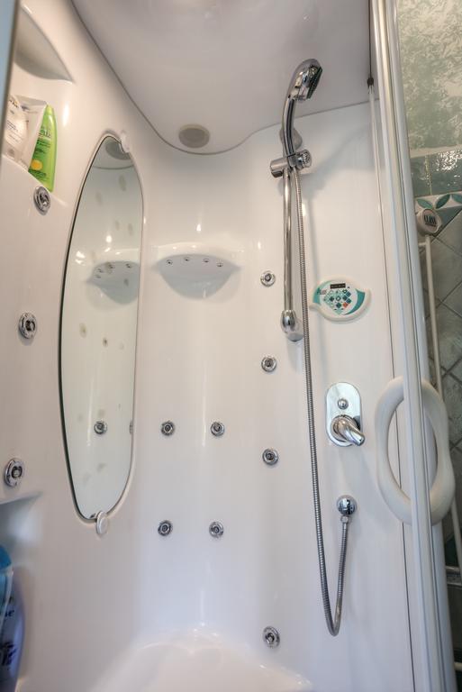 Casa Di Luce Bed & Breakfast Agia Marina  Bagian luar foto